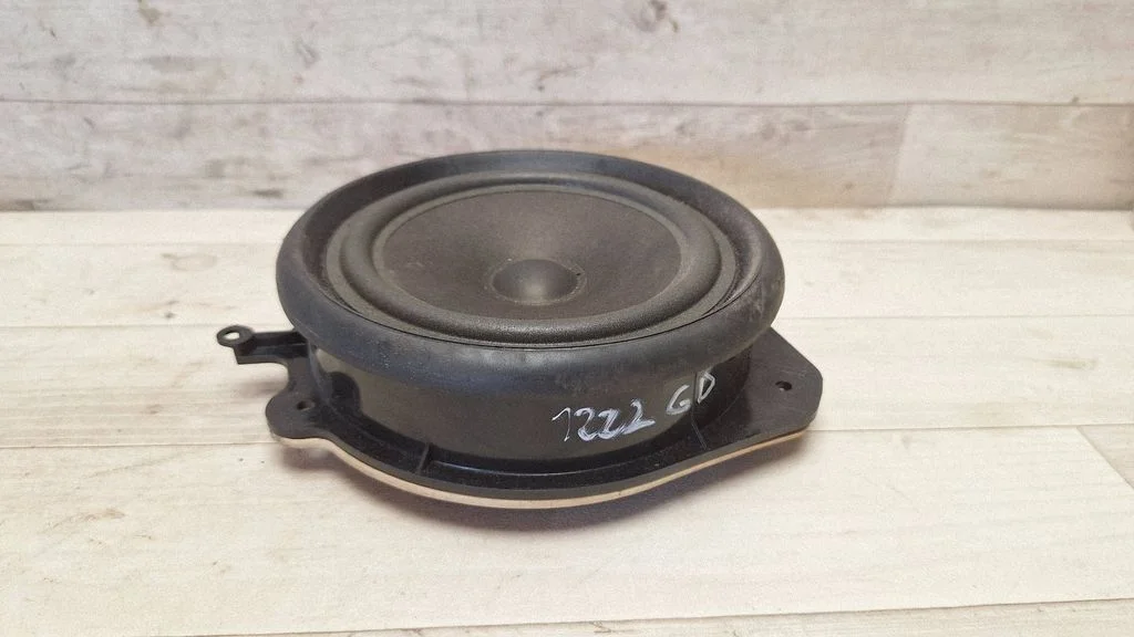 Rear door speaker 8E0035411