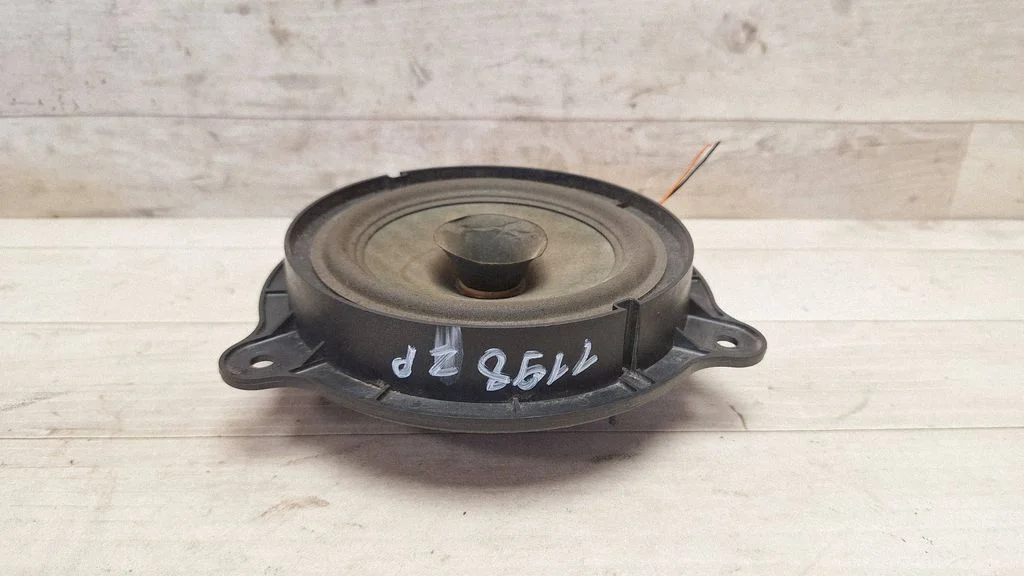 Rear door speaker 28156AV700