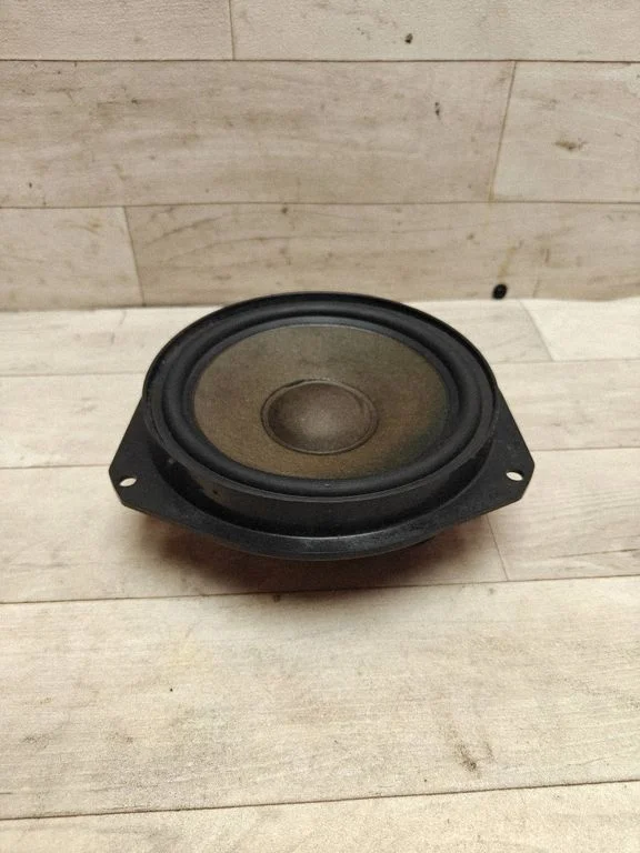 Rear door speaker – Opel Vectra C (2002-2005)