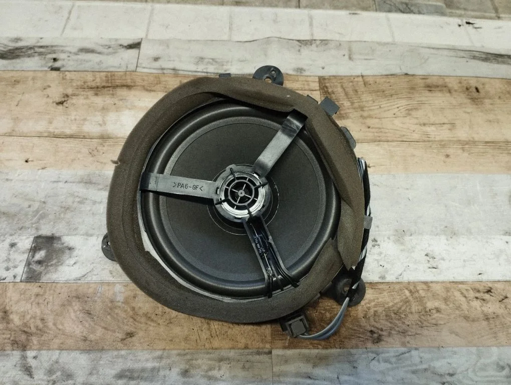 Rear door speaker 30797138