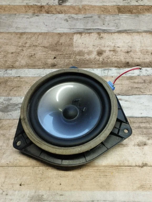 Rear door speaker – Lexus IS 220D-250-350 (2006-2013)