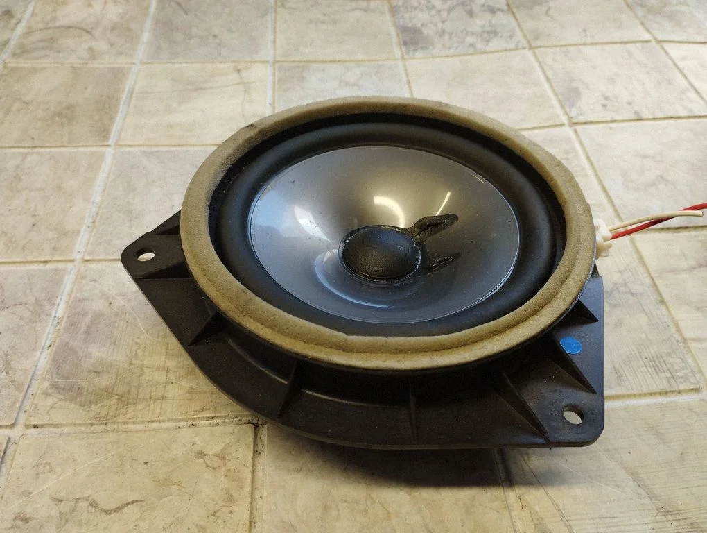 Rear door speaker 8616053210