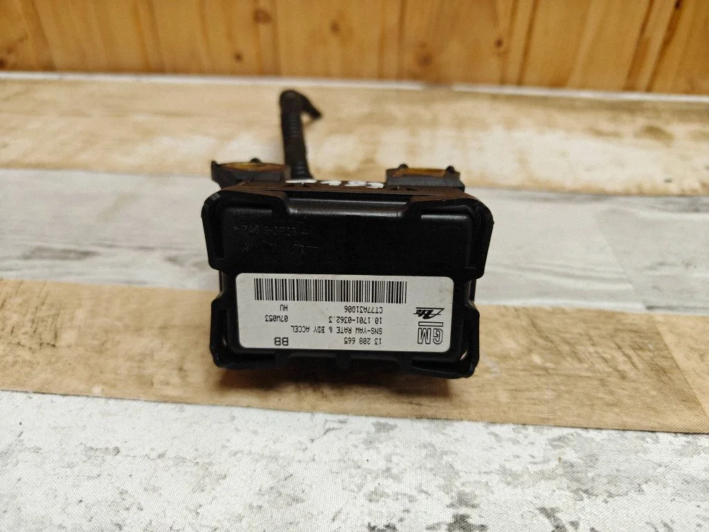 ESP (stabilitātes sistēmas) sensors (paātrinājuma sensors) 13208665