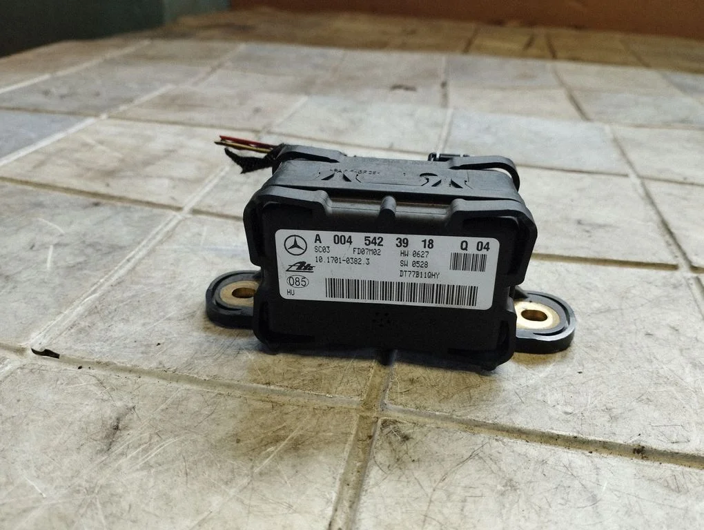 ESP acceleration yaw rate sensor A0045423918