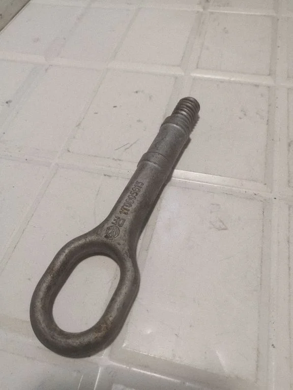 Towing hook eye – Volkswagen Touran I (2003-2010)