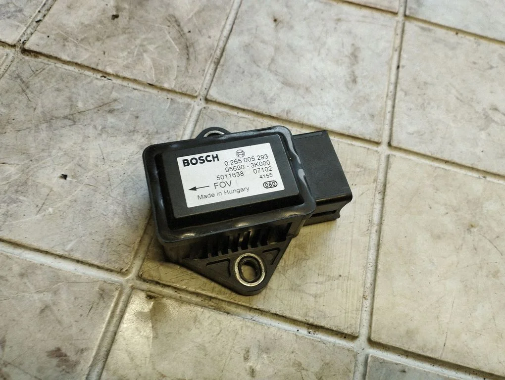 ESP acceleration yaw rate sensor 0265005293