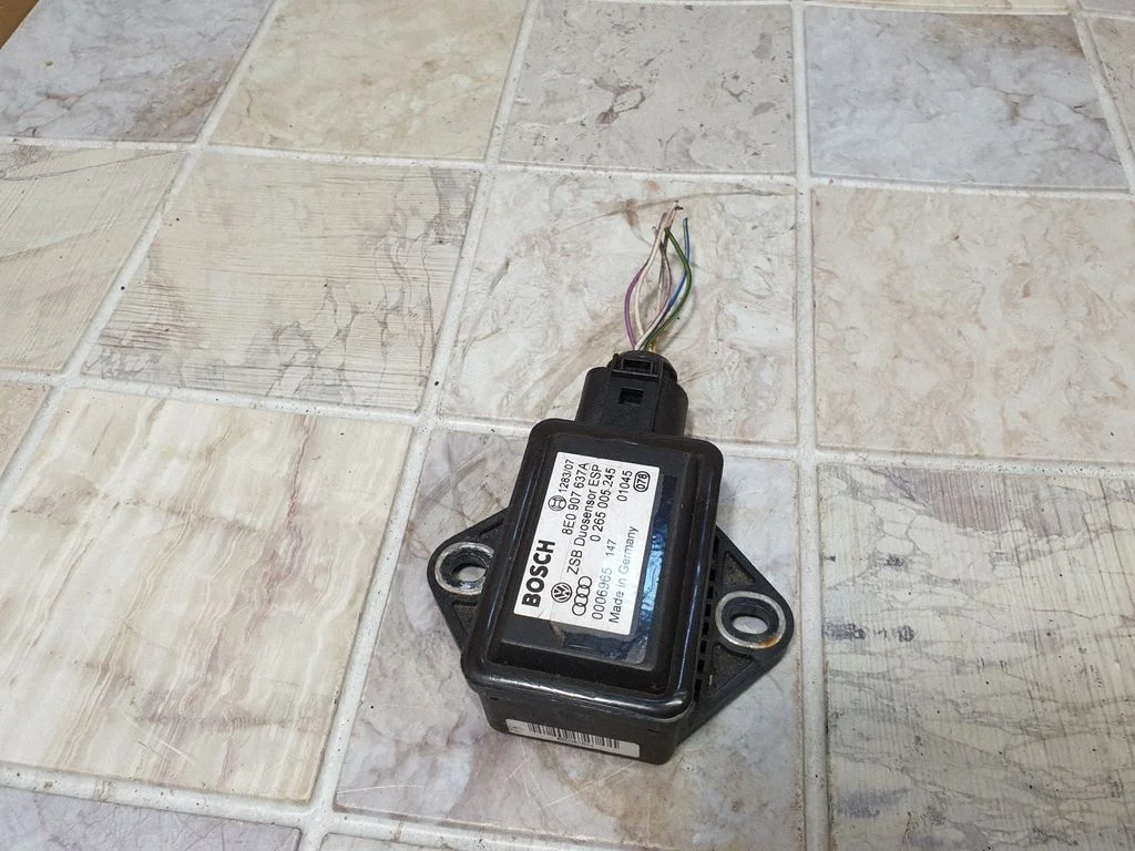 ESP acceleration yaw rate sensor 8E0907637A