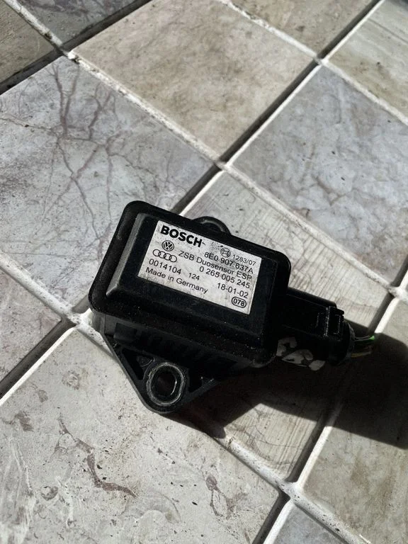 ESP acceleration yaw rate sensor 8E0907637A