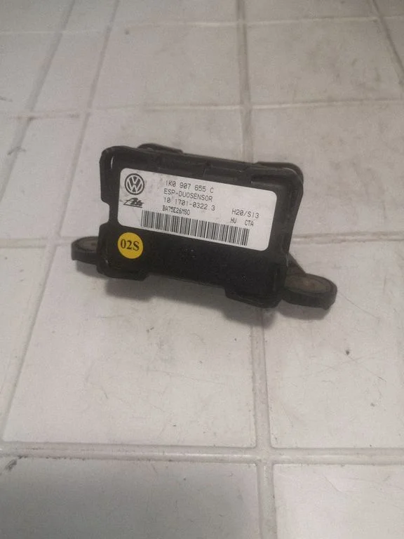 ESP (stabiilsussüsteemi) andur (pöördekiirusandur) 1K0907655C