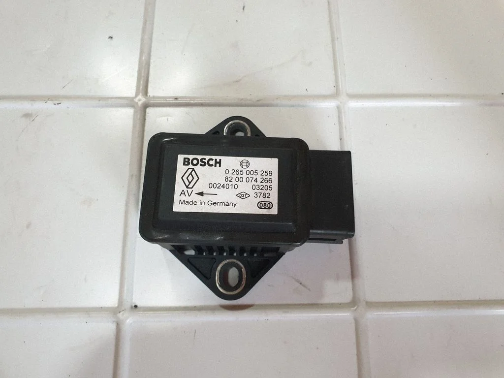 ESP acceleration yaw rate sensor 8200074266
