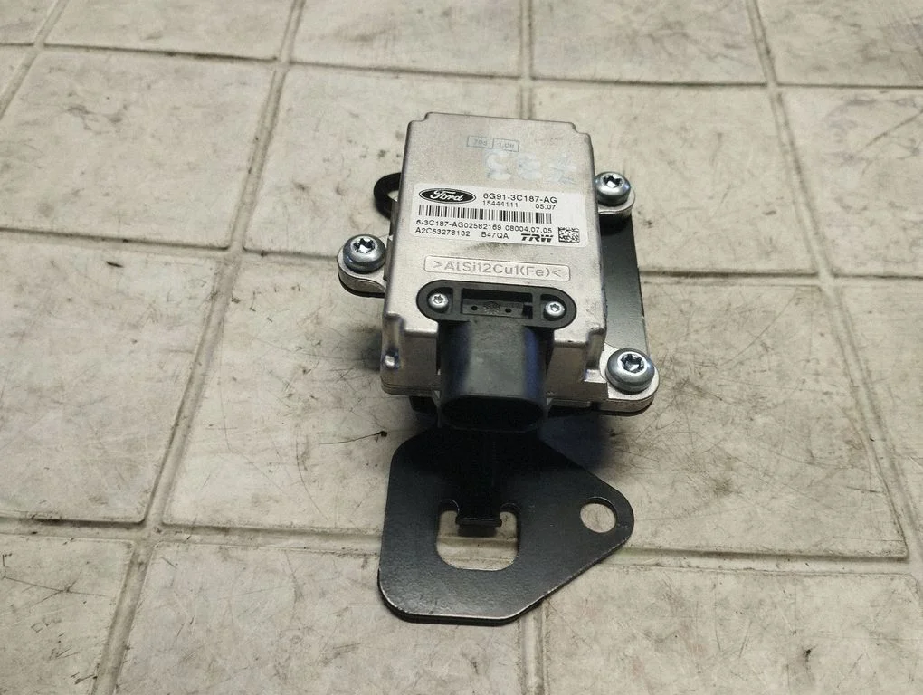 ESP acceleration yaw rate sensor – Ford S-MAX (2006-2015)