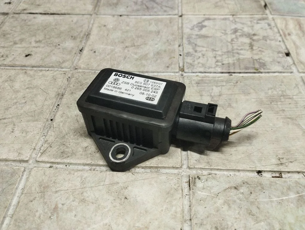 ESP acceleration yaw rate sensor 8E0907637A