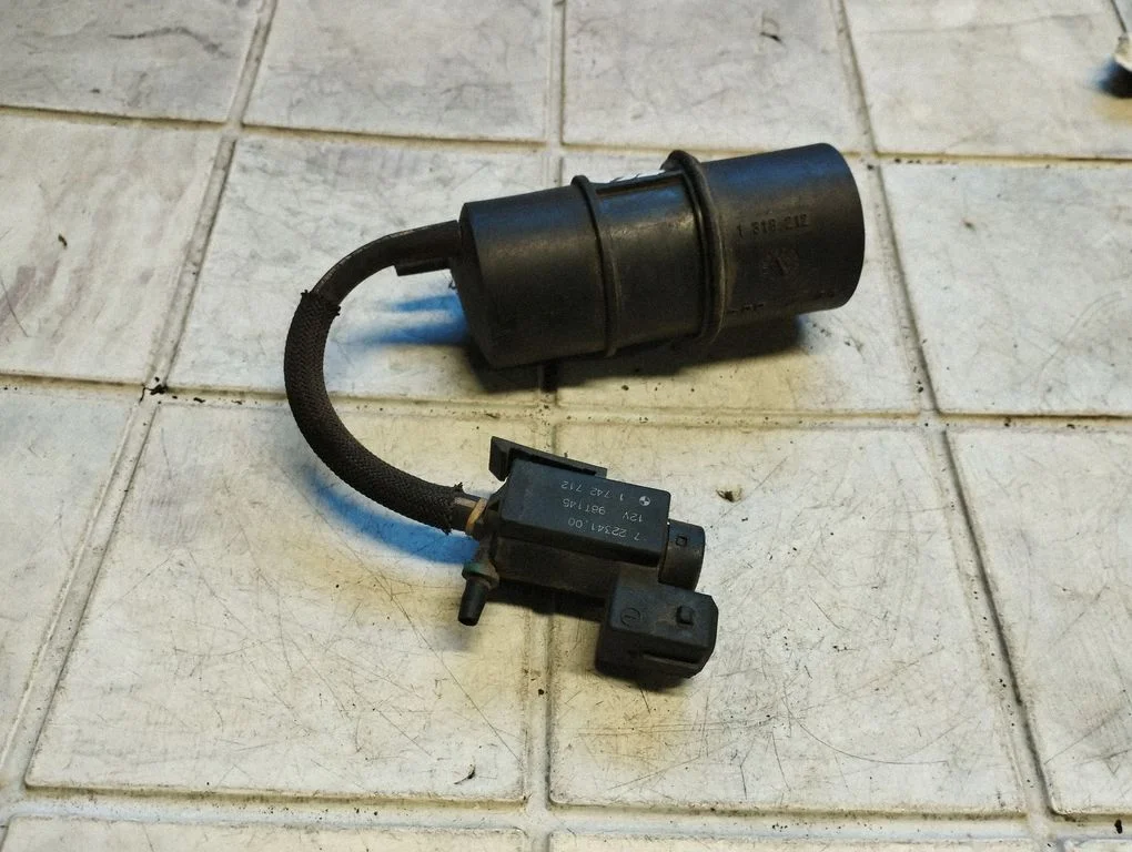 Vacuum air tank – BMW 3 Series E46 (1998-2005)