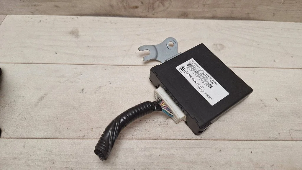 Immobilizer control unit/module 897800F020