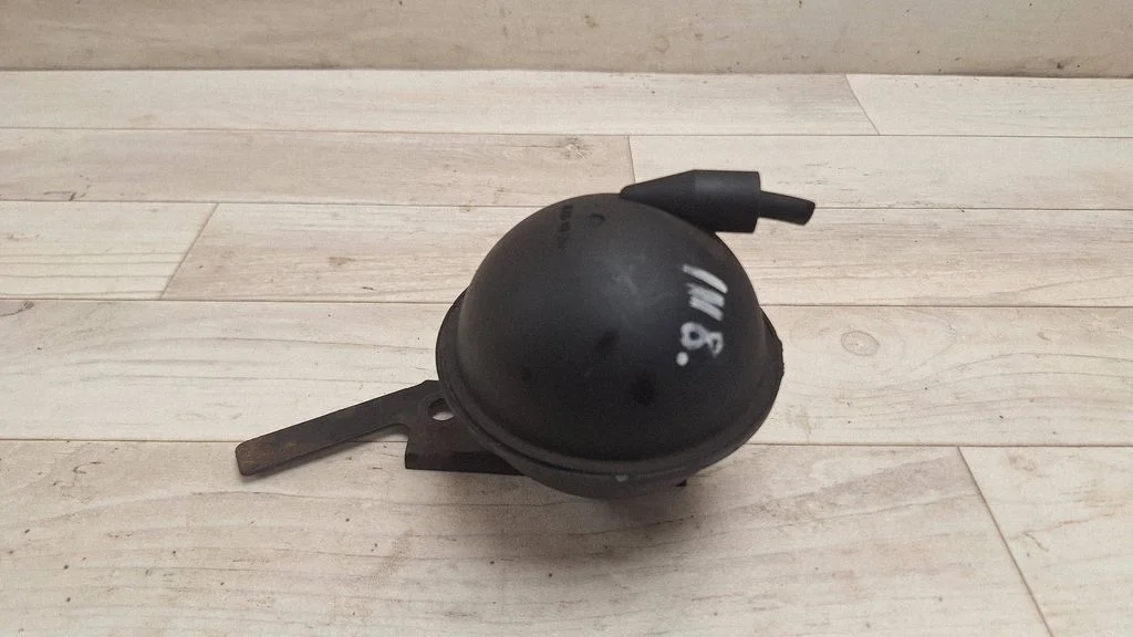 Vacuum air tank 054129808