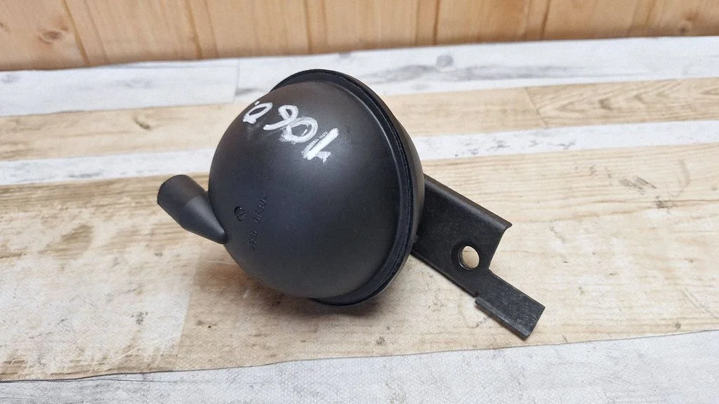 Vacuum air tank 054129808
