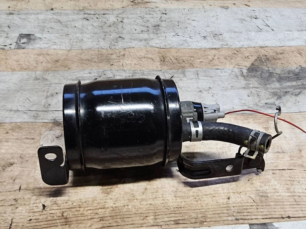 Vacuum air tank