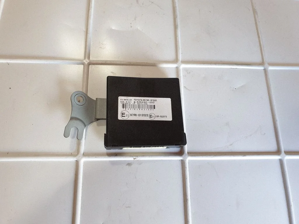 Immobilaiseri juhtplokk – Toyota Corolla Verso AR10 (2004-2009)