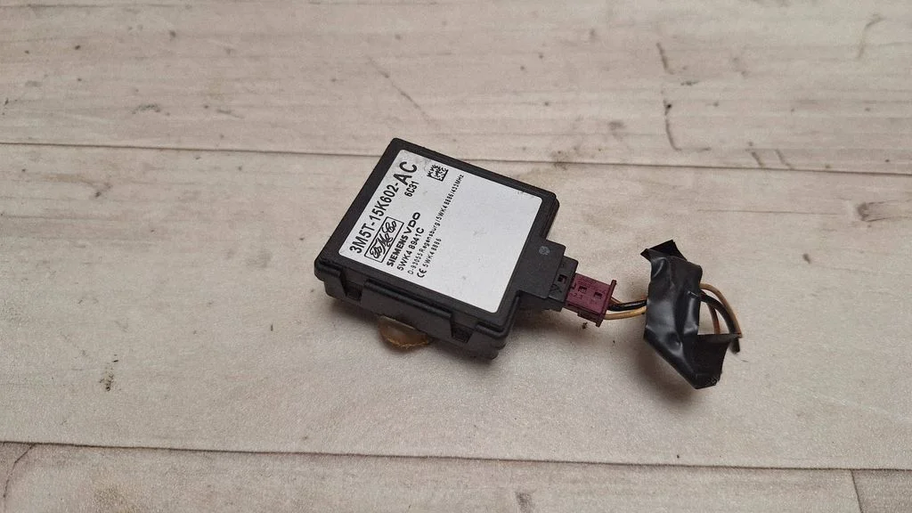 Immobilaiseri juhtplokk 3M5T15K602AC