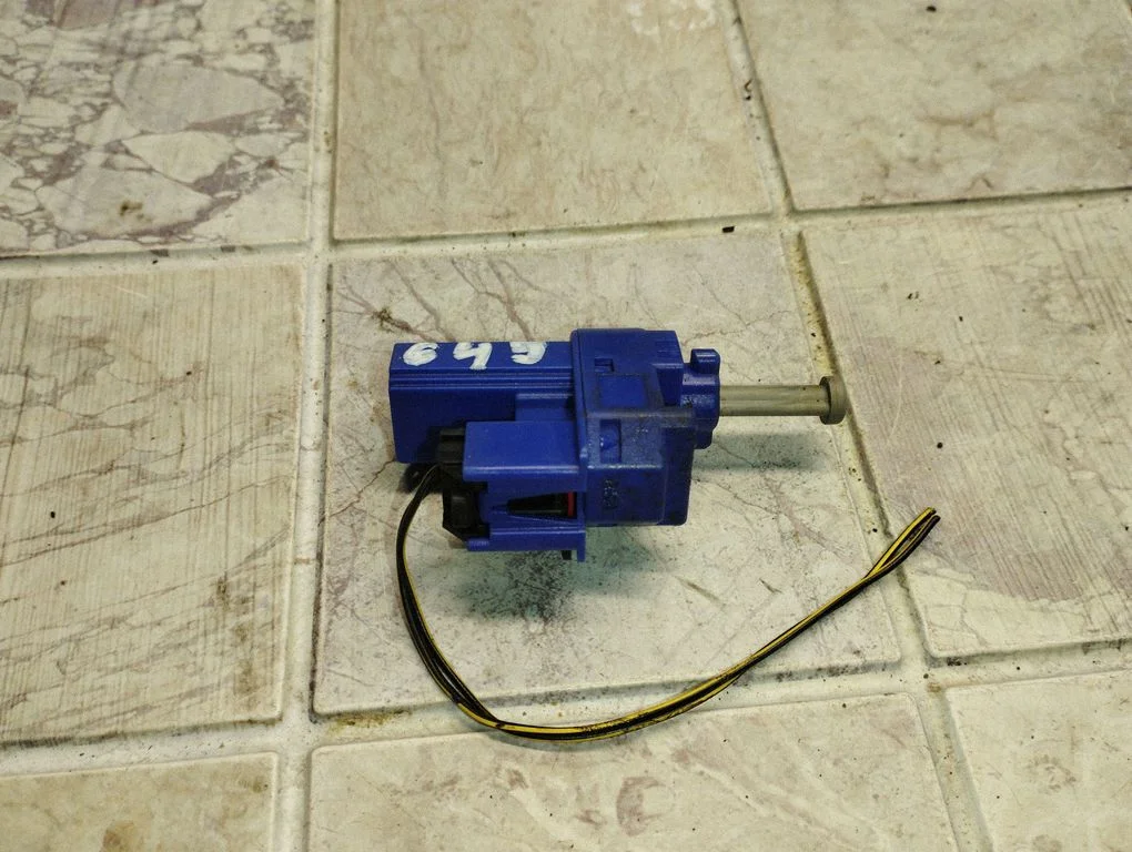 Siduripedaali andur – Ford Focus C-MAX (2003-2010)