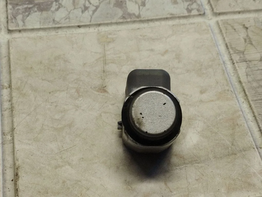 Czujnik parkowania PDC 6G9215K859DB