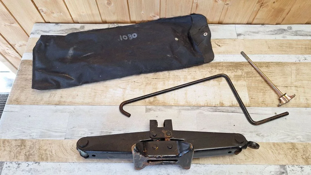 Tool set 0911105010