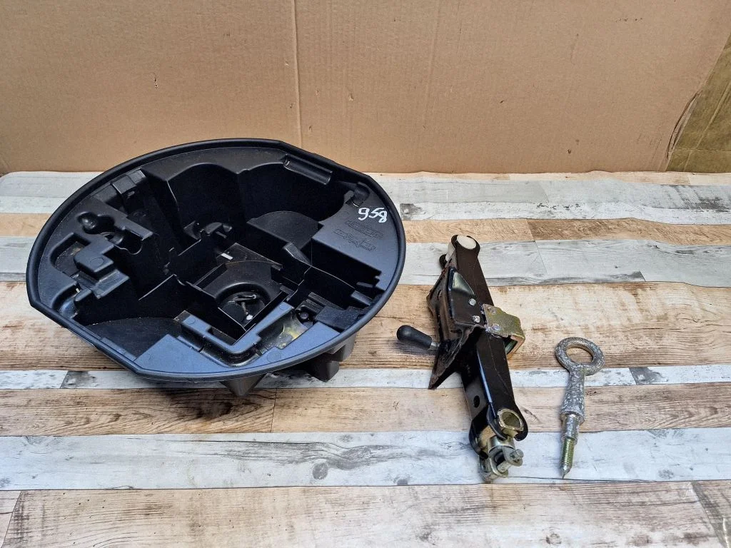 Tool set 9642729780