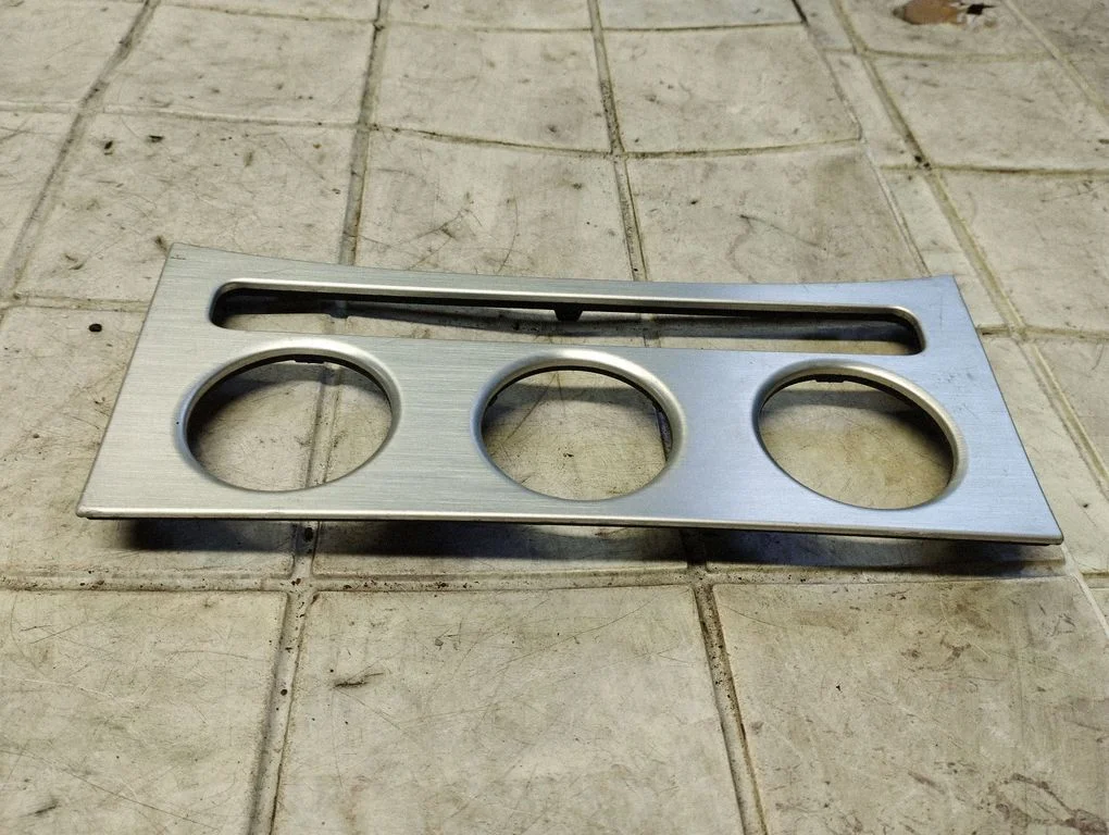 Kliimaseadme/soojenduse juhtpaneeli viimistlus 3C0863100