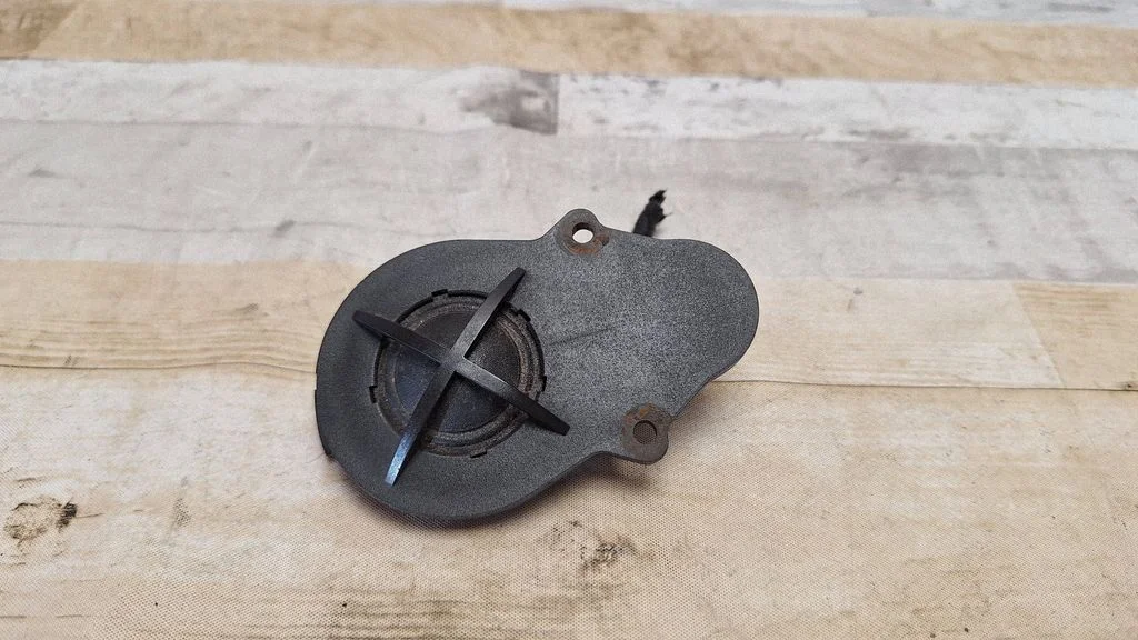 Front door high frequency speaker 7M30354112AQ