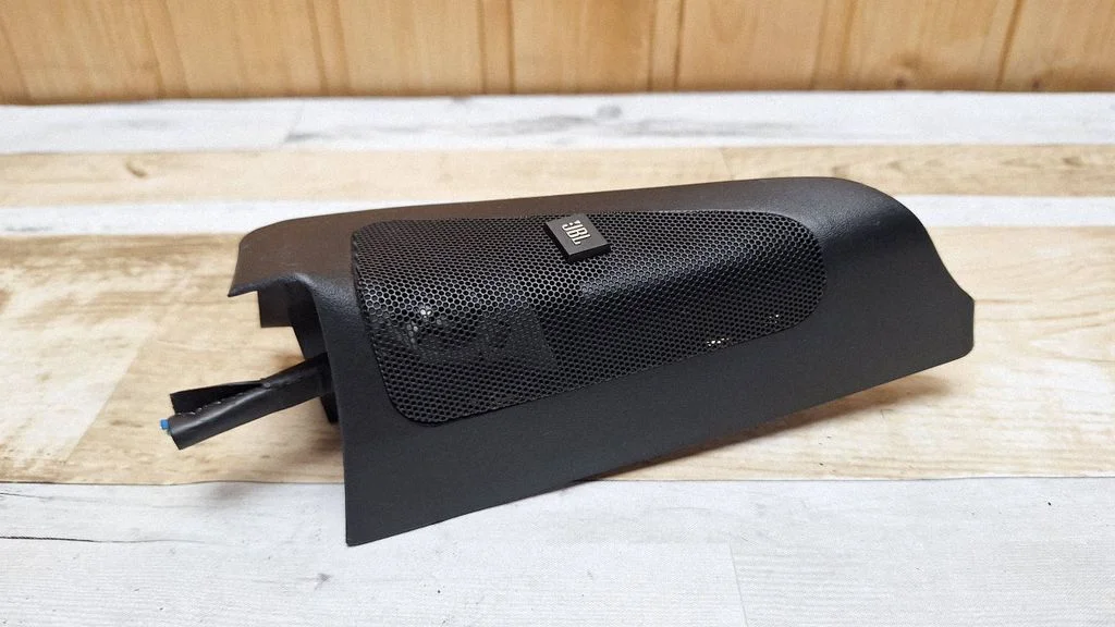 Front door high frequency speaker 67491147020