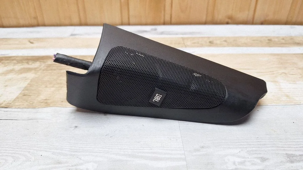 Front door high frequency speaker 6749247020