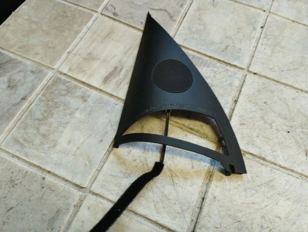 Front door high frequency speaker 7L6035411