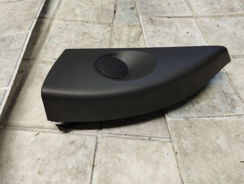 Front door high frequency speaker – front left