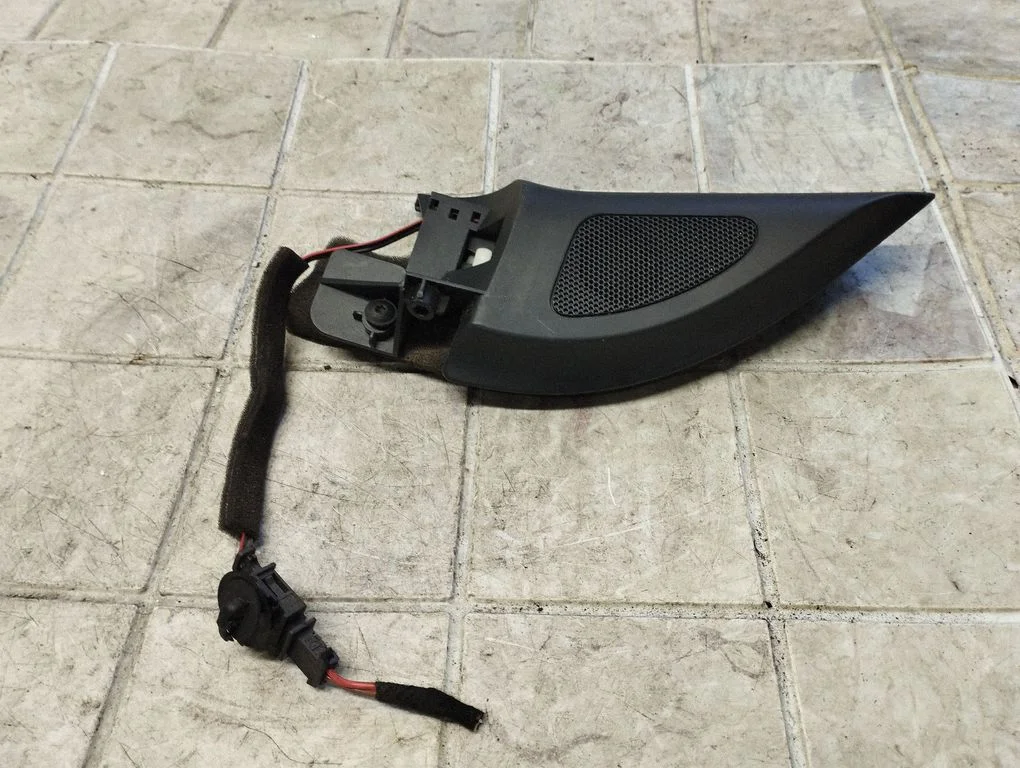 Front door high frequency speaker 1K0035411C