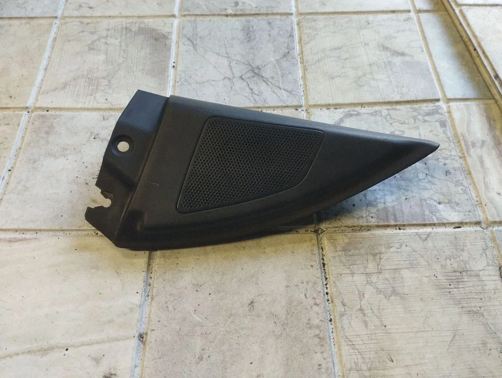 Front door high frequency speaker – Opel Vectra B (1996-2002)