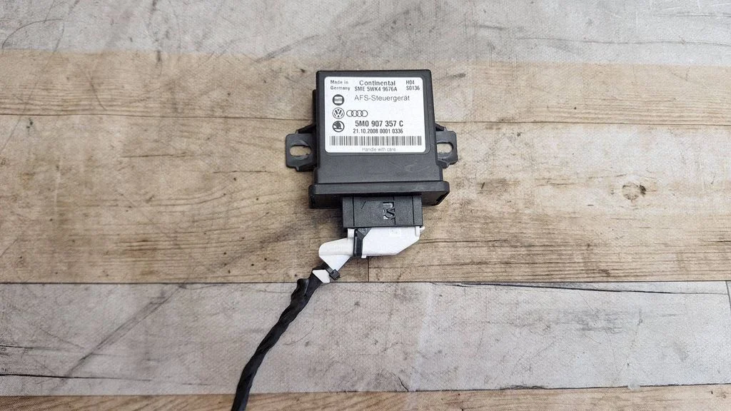 Tulede moodul (LCM) – Volkswagen Passat CC (2008-2016)