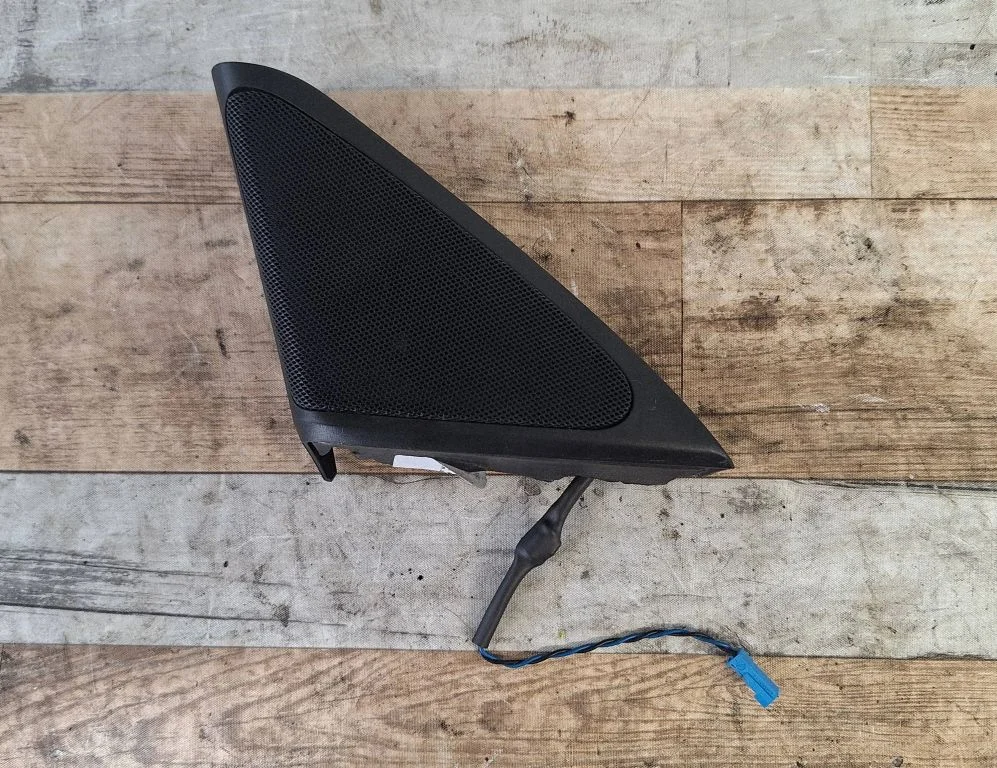 Front door high frequency speaker – BMW 7 Series F01 F02 F03 F04 (2008-2016)