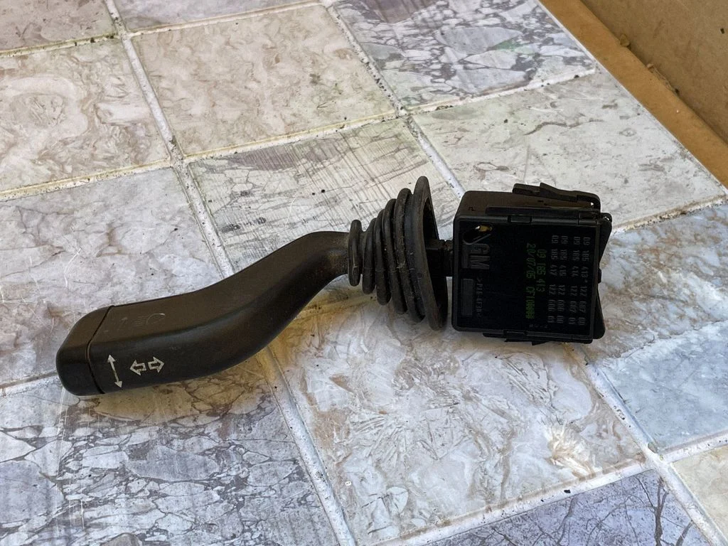 Indicator stalk 09185413 – Opel Combo C (2001-2011)