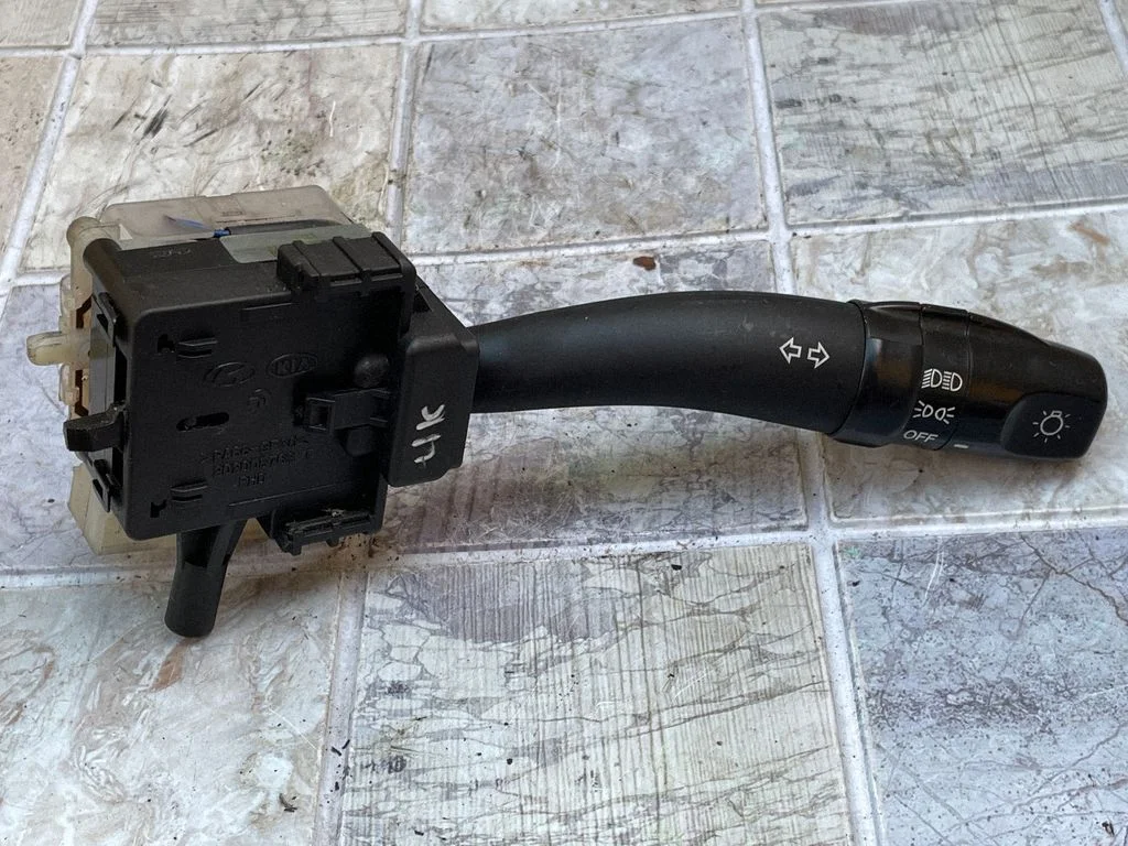 Suunatulede/tulede hoob – Hyundai Santa Fe (2006-2012)