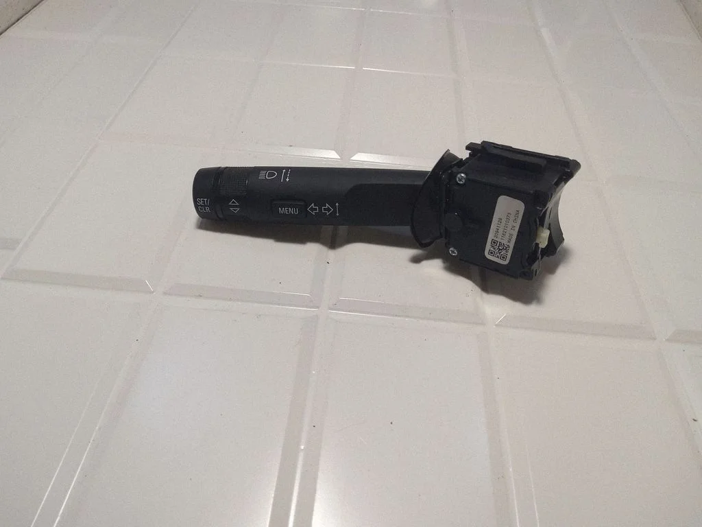 Indicator stalk – Opel Insignia A (2008-2017)