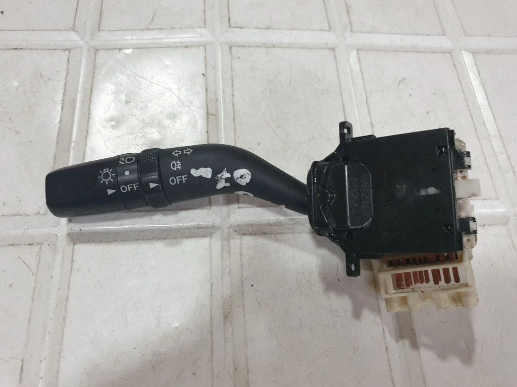 Indicator stalk 17A0894