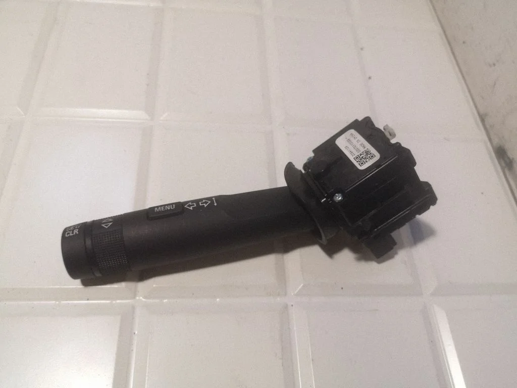Indicator stalk – Opel Insignia A (2008-2017)