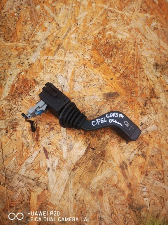 Suunatulede/tulede hoob – Opel Corsa C (2000-2006)