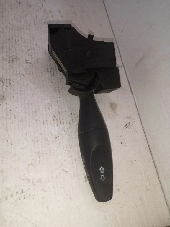 Suunatulede/tulede hoob – Ford Focus (1998-2004)