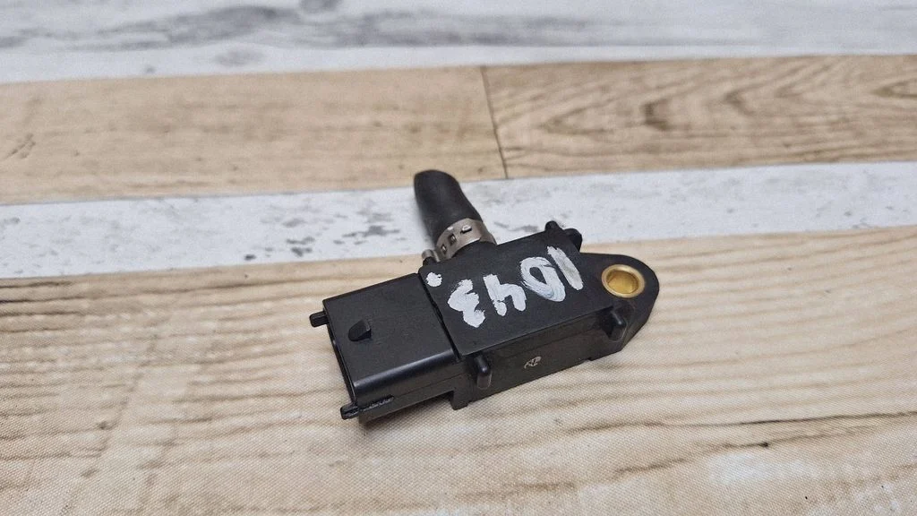 Exhaust gas pressure sensor 55566186