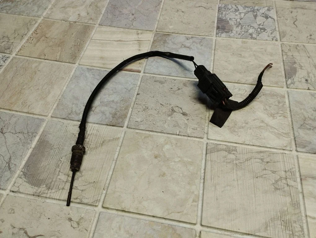 Exhaust gas pressure sensor – Volvo V50 (2004-2007)