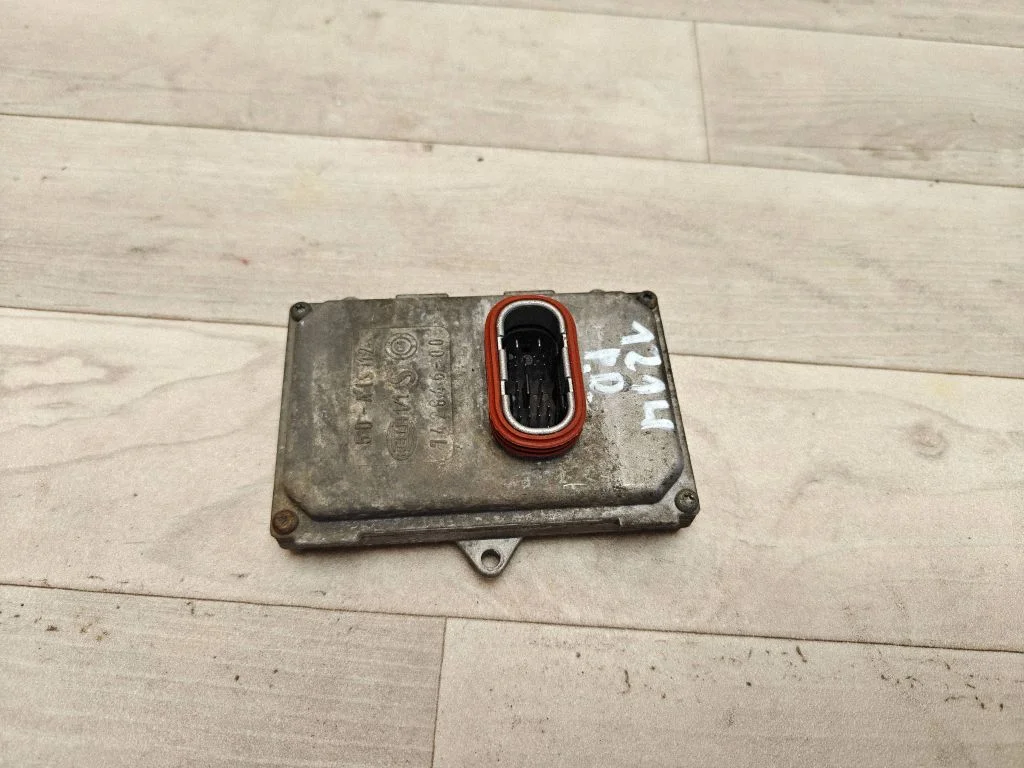 Headlight ballast module Xenon 5DF00870410