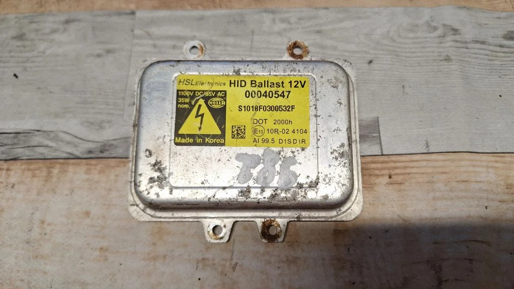 Headlight ballast module Xenon 00040547