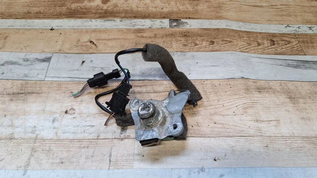 Tailgate exterior lock – Seat Alhambra (Mk1) (1996-2010)