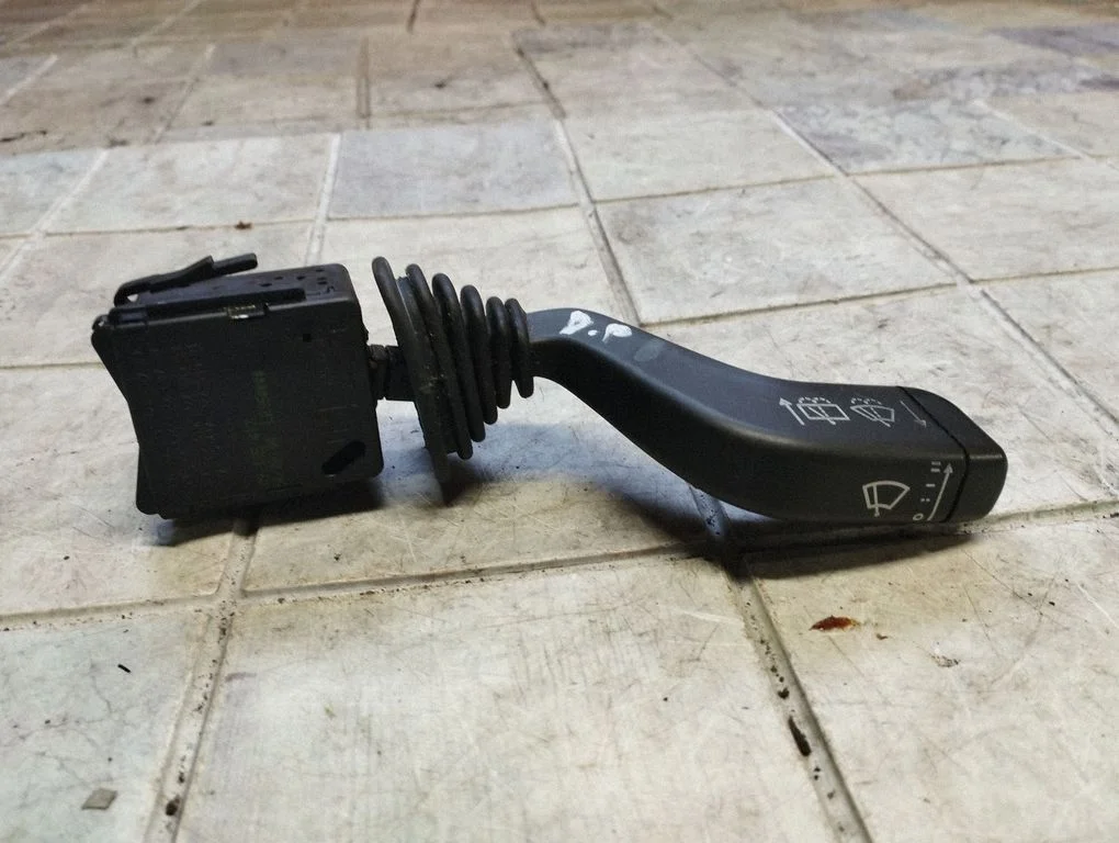 Wiper control stalk 09185413